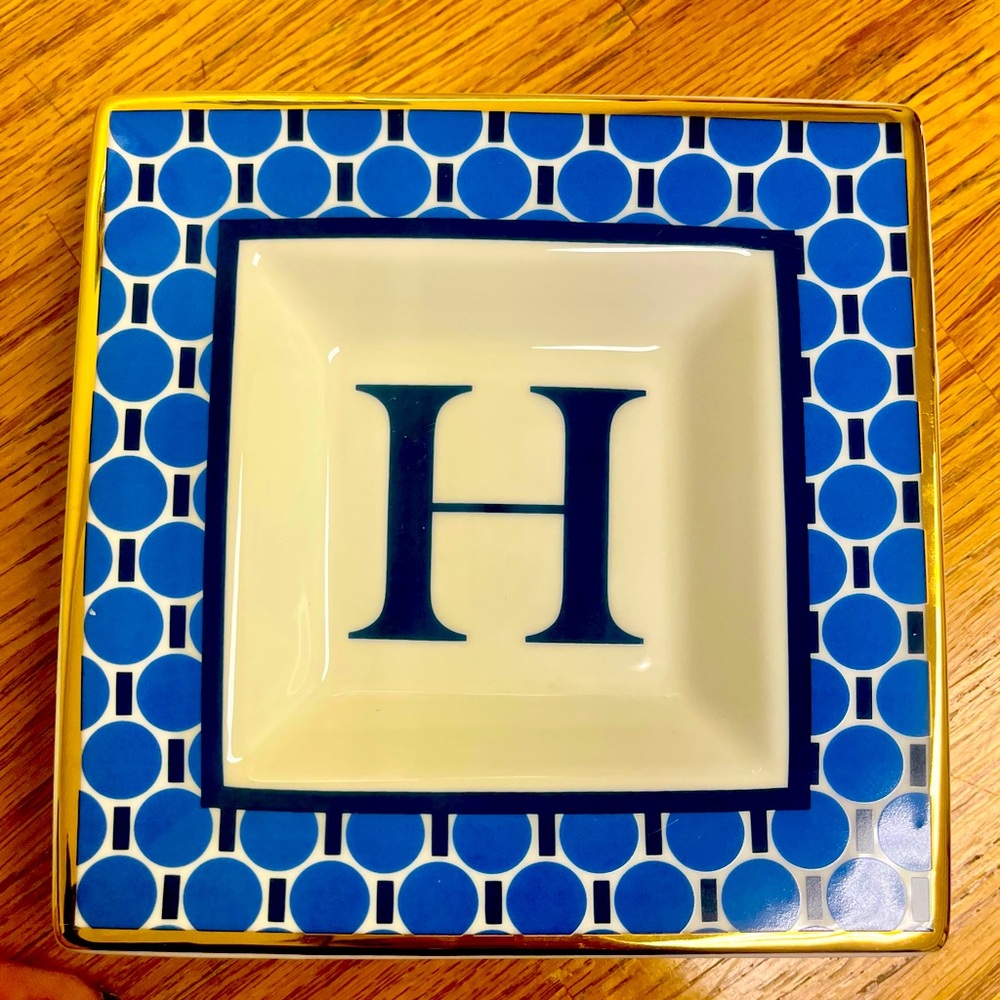 Wonder Porcelain Blue and Gold H Monogrammed Square Plate